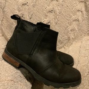 Sorrel Black Booties